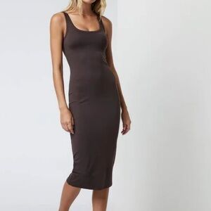 Vuori Halo Brown Dress